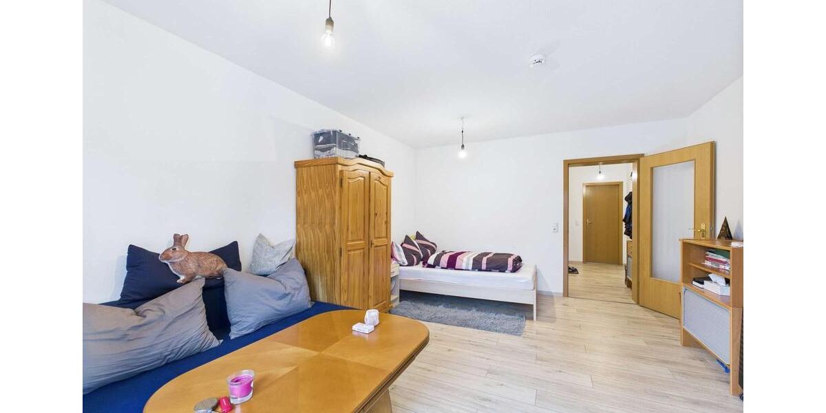 Etagenwohnung Lengenfeld - 1 Zimmer, 35 m&sup2;, 175&euro; | Angebot:23553307