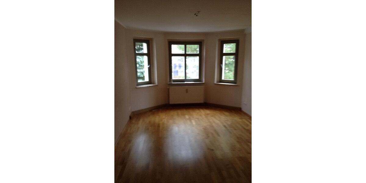 Etagenwohnung Oberlungwitz - 3 Zimmer, 110 m&sup2;, 1.150&euro; | Angebot:25044575