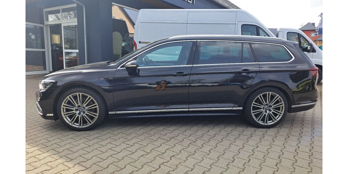 VW Passat Variant 89.000 km 24.990 &euro; Zschorlau 08321