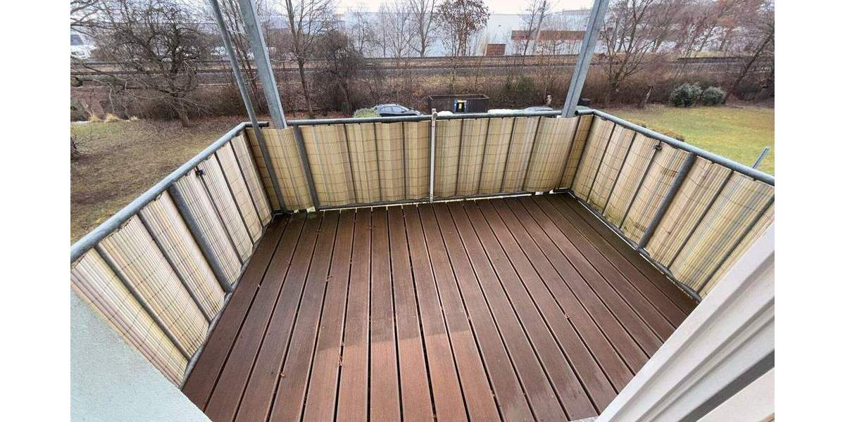 Etagenwohnung Zwickau Weißenborn - 3 Zimmer, 65 m&sup2;, 570&euro; | Angebot:25680257