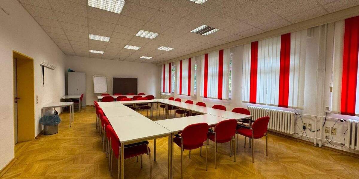 Gewerbeobjekt Zwickau Pölbitz - 130&euro; | Angebot:25892620