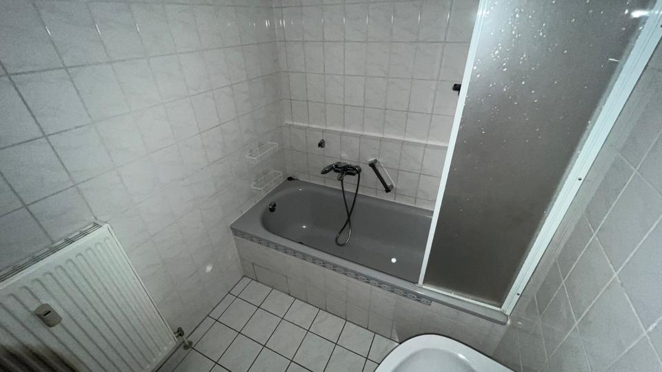 Dachgeschoßwohnung Zwickau Zwickau-Nord - 2 Zimmer, 66 m&sup2;, 390&euro; | Angebot:23807516