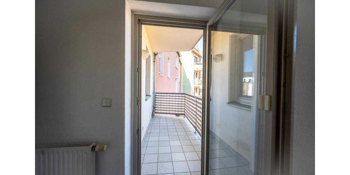 Etagenwohnung Zwickau - 3 Zimmer, 84 m&sup2;, 550&euro; | Angebot:26041894