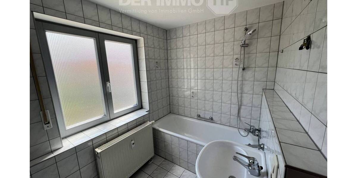 Etagenwohnung Wilkau-Haßlau Silberstraße - 3 Zimmer, 62 m&sup2;, 80.000&euro; | Angebot:25938844