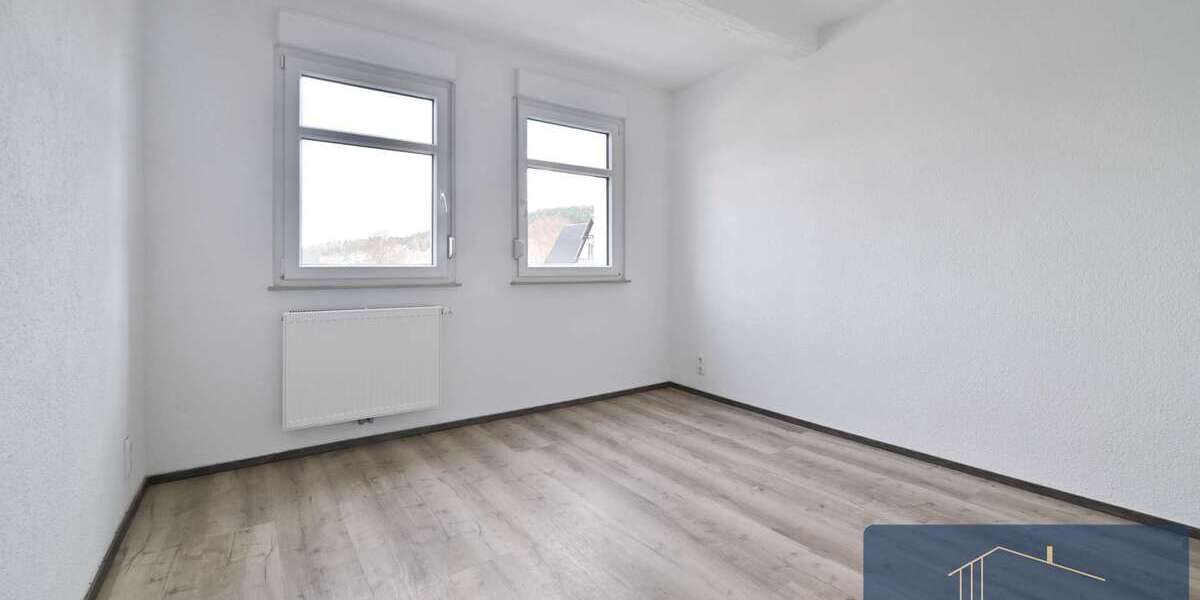 Etagenwohnung Thalheim/Erzgeb. Erzgeb. - 5 Zimmer, 110 m&sup2;, 660&euro; | Angebot:25393275