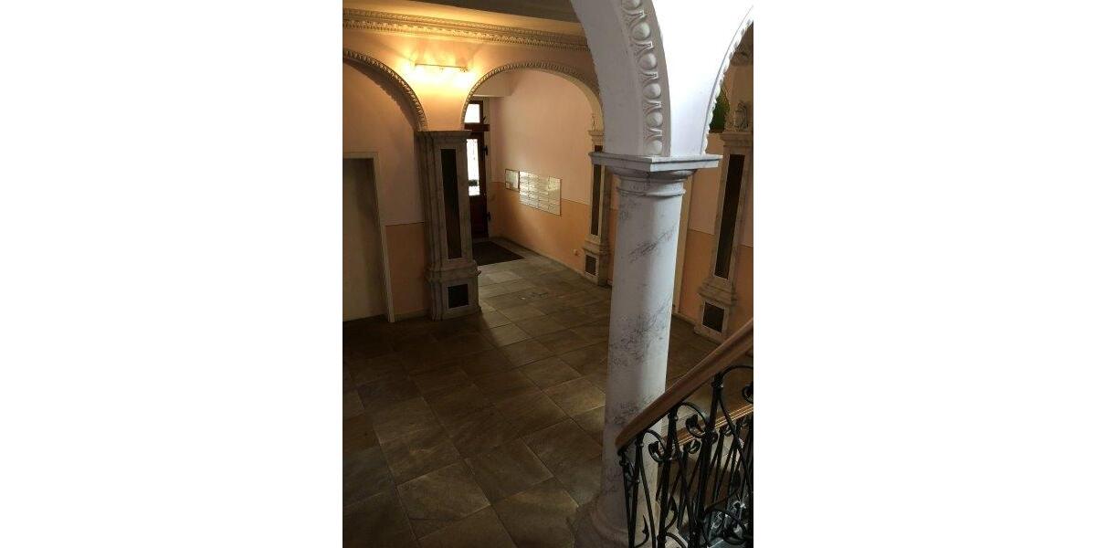 Dachgeschoßwohnung Zwickau - 3 Zimmer, 77 m&sup2;, 500&euro; | Angebot:24242850