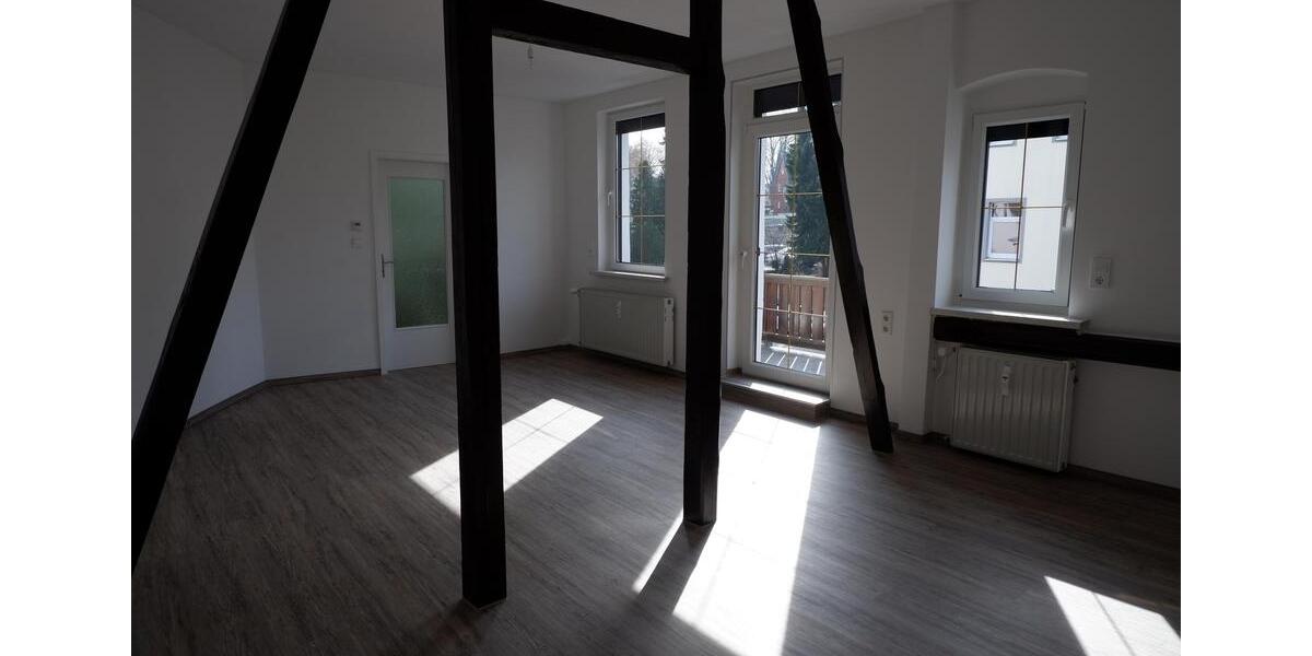 Dachgeschoßwohnung Wilkau-Haßlau Haßlau - 4 Zimmer, 105 m&sup2;, 830&euro; | Angebot:25879866