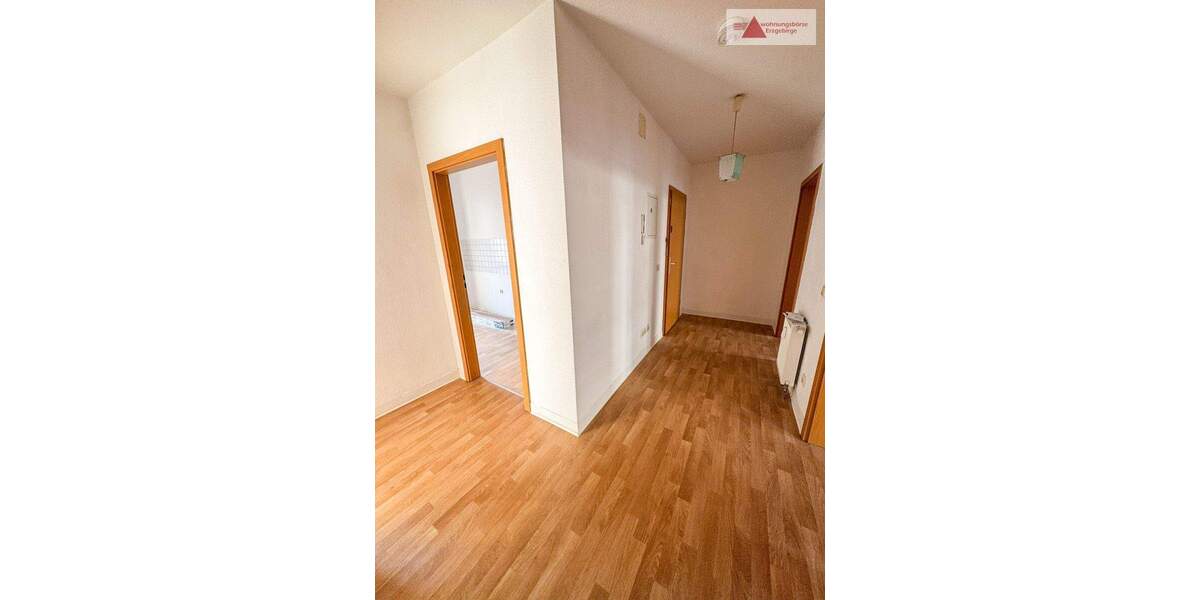 Etagenwohnung Aue Aue - 3 Zimmer, 66 m&sup2;, 380&euro; | Angebot:25914892