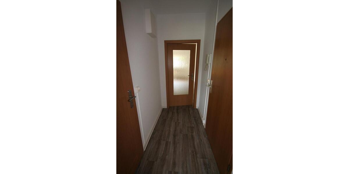 Etagenwohnung Oberlungwitz - 3 Zimmer, 56 m&sup2;, 351&euro; | Angebot:26677014