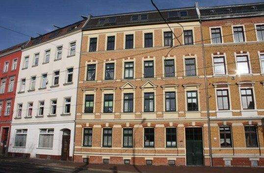 Etagenwohnung Zwickau Innenstadt - 2 Zimmer, 47 m&sup2;, 290&euro; | Angebot:25707554