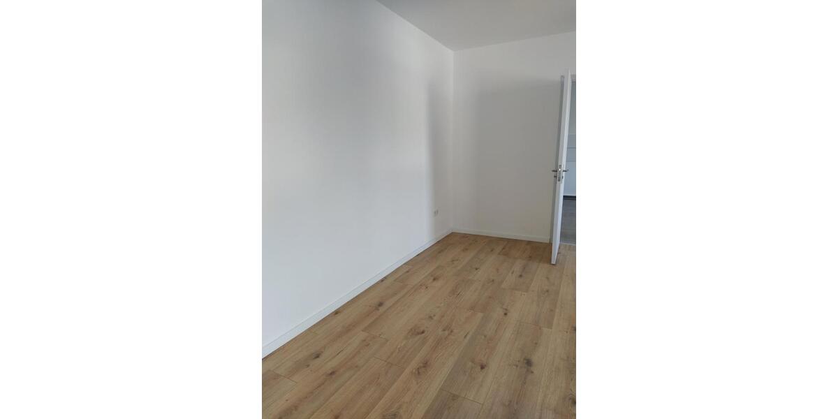 Etagenwohnung Gornsdorf - 2 Zimmer, 70 m&sup2;, 450&euro; | Angebot:20050223