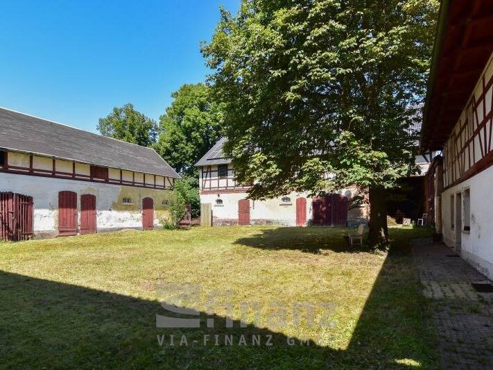 Bauernhaus, Landhaus Langenbernsdorf - 9 Zimmer, 217 m&sup2;, 250.000&euro; | Angebot:25780213