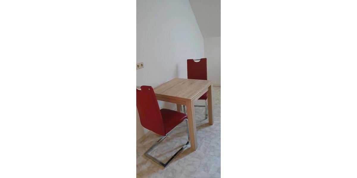 Dachgeschoßwohnung Aue-Bad Schlema Bad Schlema - 2 Zimmer, 63 m&sup2;, 520&euro; | Angebot:25830286