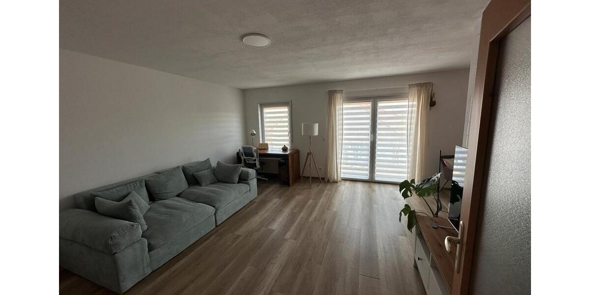 Etagenwohnung Zwickau Cainsdorf - 1 Zimmer, 52 m&sup2;, 480&euro; | Angebot:26398748