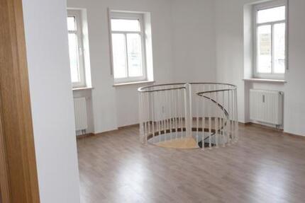 Wohnung Crimmitschau - 2 Zimmer, 67 m&sup2;, 320&euro; | Angebot:25989867