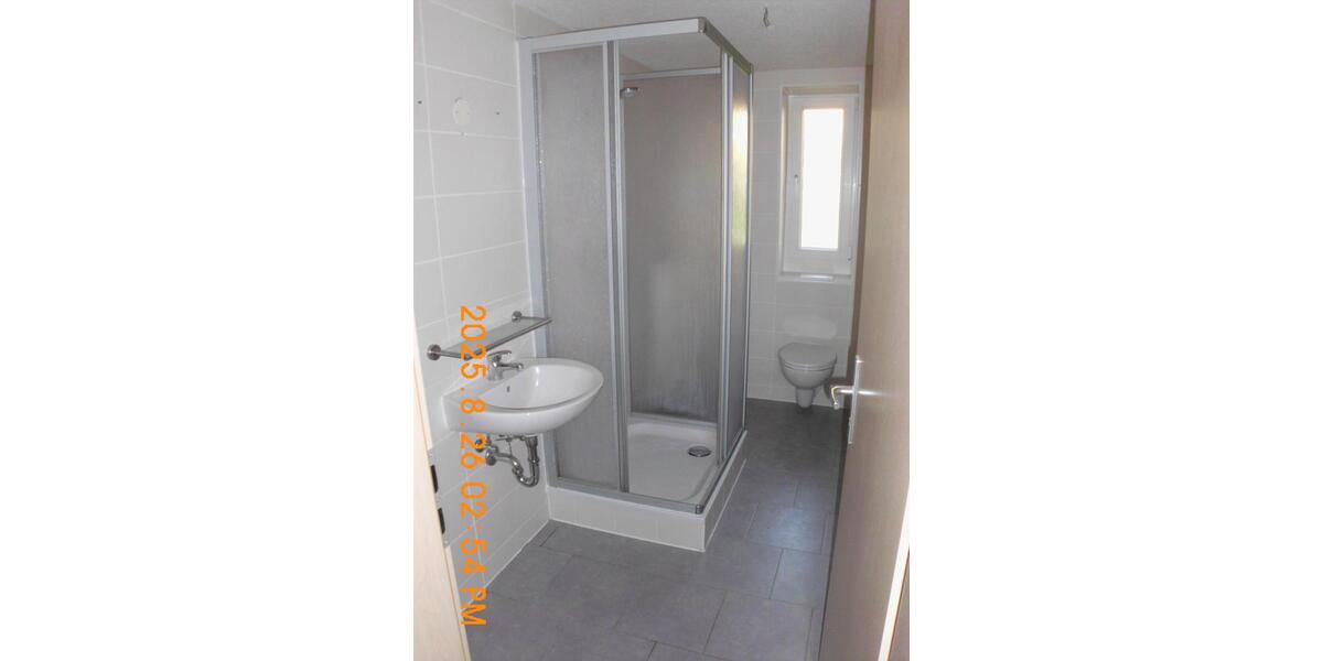 Etagenwohnung Hohenstein-Ernstthal Ernstthal - 3 Zimmer, 62 m&sup2;, 325&euro; | Angebot:25510943