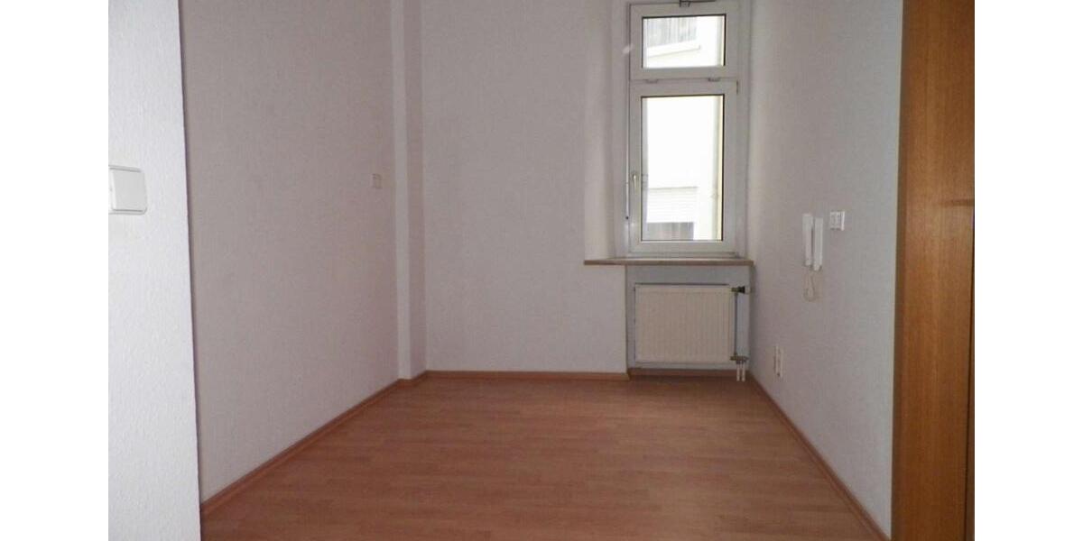 Erdgeschoßwohnung Zwickau - 2 Zimmer, 6 m&sup2;, 320&euro; | Angebot:22739654