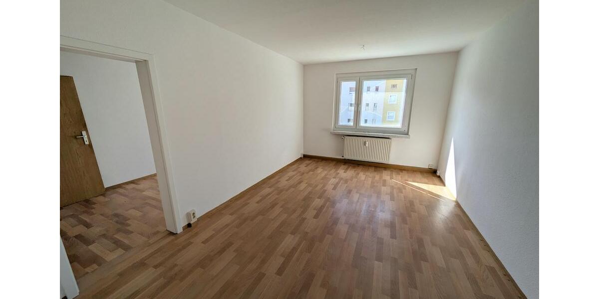 Etagenwohnung Limbach-Oberfrohna Oberfrohna - 2 Zimmer, 44 m&sup2;, 284&euro; | Angebot:25945685