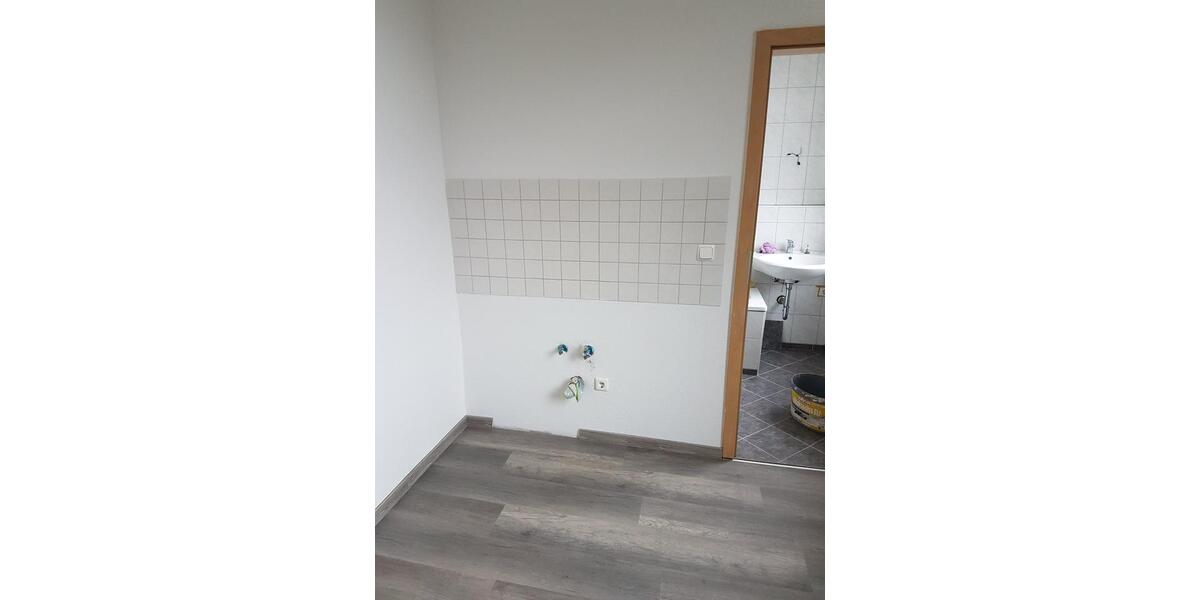 Etagenwohnung Werdau - 2 Zimmer, 220&euro; | Angebot:22209392