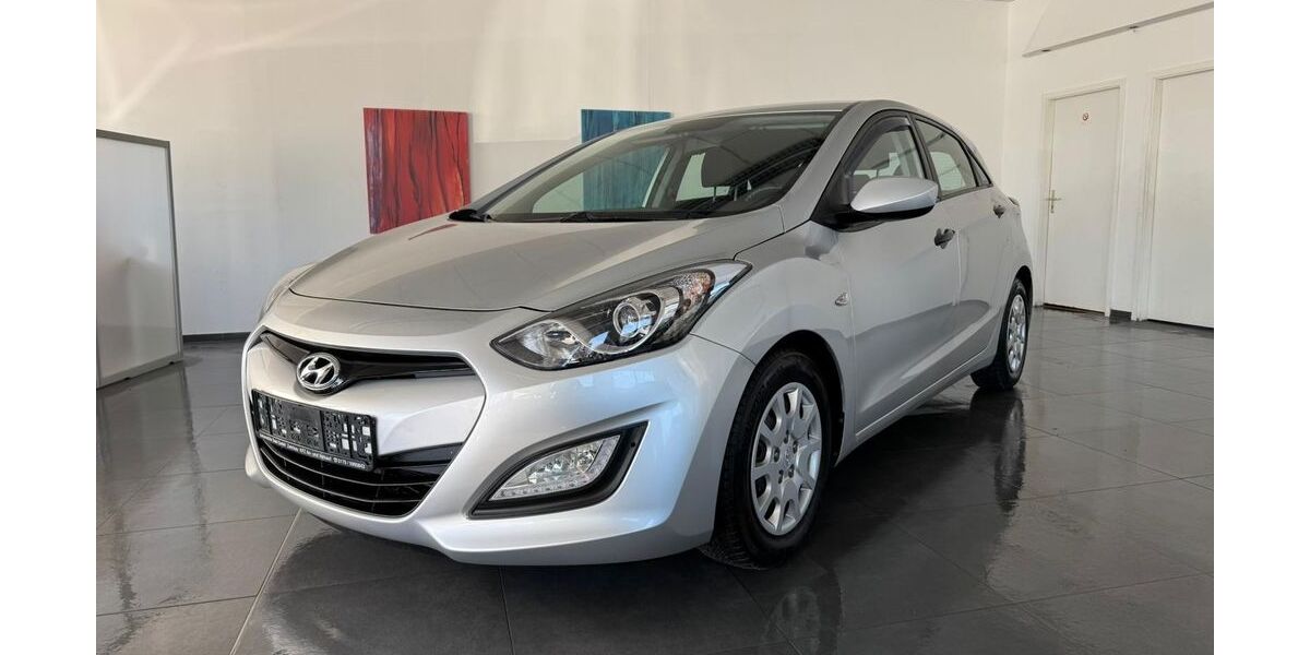 Hyundai i30 126.000 km 7.480 &euro; Zwickau 08056