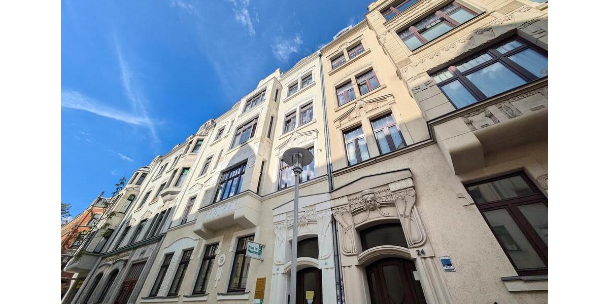 Dachgeschoßwohnung Zwickau - 2 Zimmer, 55 m&sup2;, 270&euro; | Angebot:25945659