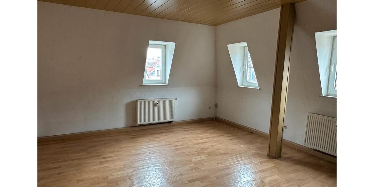 Mehrfamilienhaus, Wohnhaus Crimmitschau - 13 Zimmer, 240 m&sup2;, 55.000&euro; | Angebot:25961759