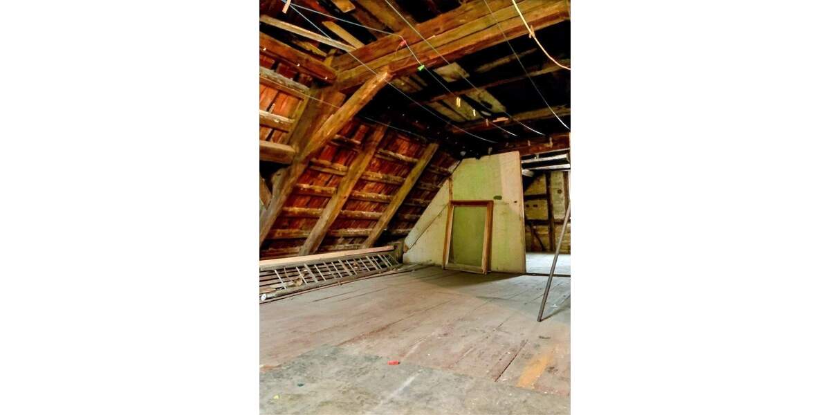 Einfamilienhaus Reichenbach - 5 Zimmer, 95 m&sup2;, 35.000&euro; | Angebot:25662060