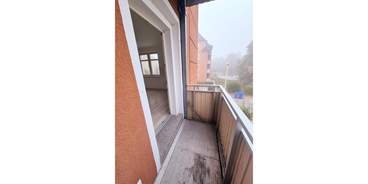 Etagenwohnung Glauchau - 2 Zimmer, 57 m&sup2;, 370&euro; | Angebot:23848574