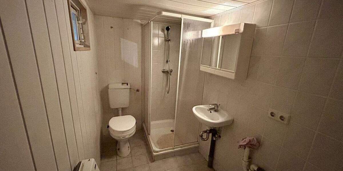 Einfamilienhaus Treuen - 7 Zimmer, 95 m&sup2;, 29.000&euro; | Angebot:25686179