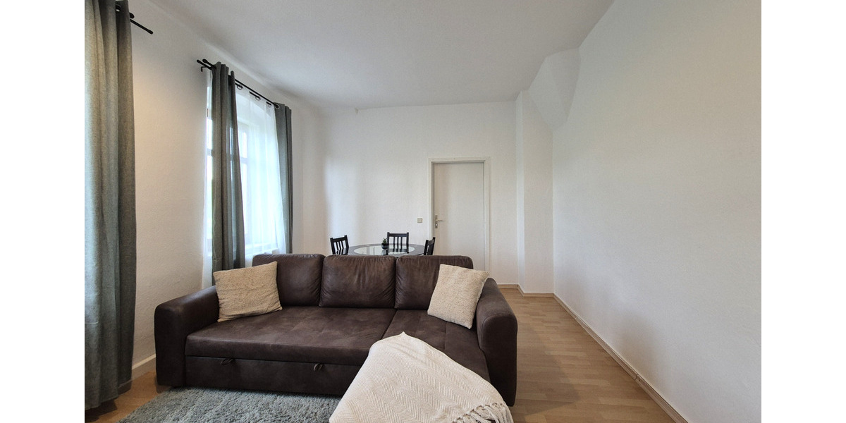 Etagenwohnung Crimmitschau - 2 Zimmer, 50 m&sup2;, 320&euro; | Angebot:25264316