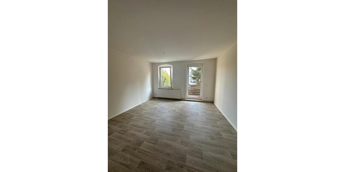 Etagenwohnung Hohenstein-Ernstthal Ernstthal - 3 Zimmer, 77 m&sup2;, 460&euro; | Angebot:21269062