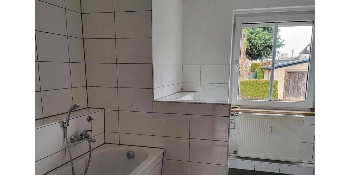 Hochparterre Oberlungwitz - 2 Zimmer, 50 m&sup2;, 285&euro; | Angebot:25806538