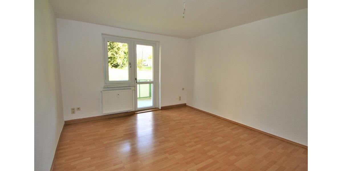 Etagenwohnung Hohenstein-Ernstthal Ernstthal - 3 Zimmer, 55 m&sup2;, 335&euro; | Angebot:24571775