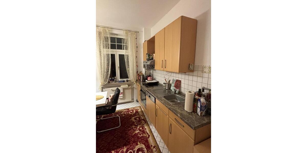 Etagenwohnung Meerane - 3 Zimmer, 121 m&sup2;, 700&euro; | Angebot:26163017