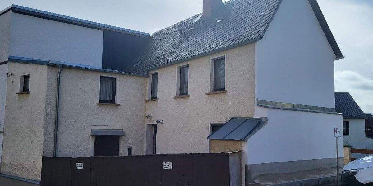 Einfamilienhaus Lengenfeld - 3 Zimmer, 90 m&sup2;, 45.000&euro; | Angebot:25670679