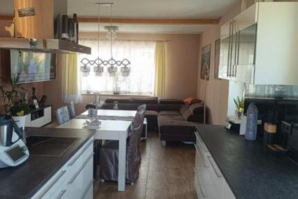 Haus St. Egidien - 7 Zimmer, 225 m&sup2;, 555.555&euro; | Angebot:25945835