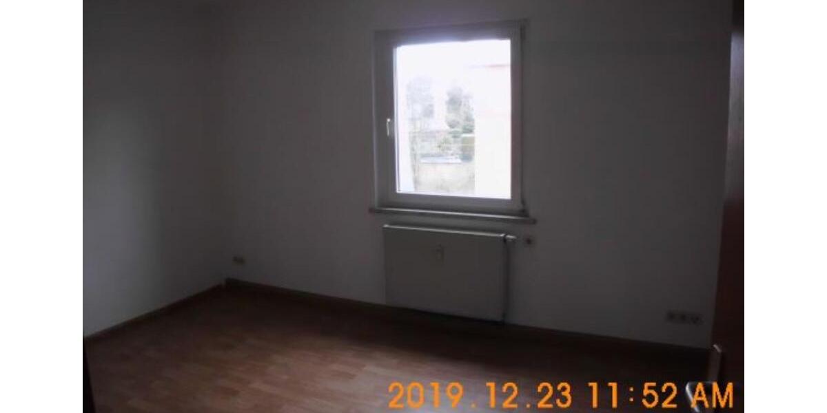 Etagenwohnung Hohenstein-Ernstthal Ernstthal - 3 Zimmer, 58 m&sup2;, 282&euro; | Angebot:19373404