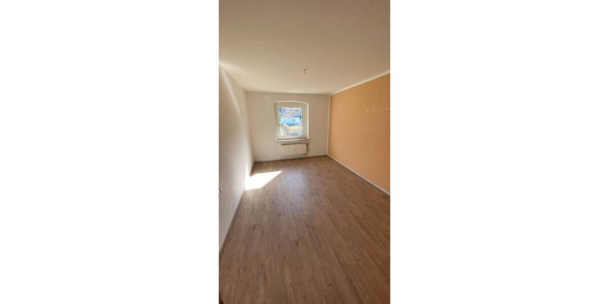Zimmer Schwarzenberg/Erzgeb. Erla - 5 Zimmer, 98 m&sup2;, 543&euro; | Angebot:26018514