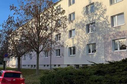 Wohnung Zwickau Marienthal - 3 Zimmer, 55 m&sup2;, 340&euro; | Angebot:25739808