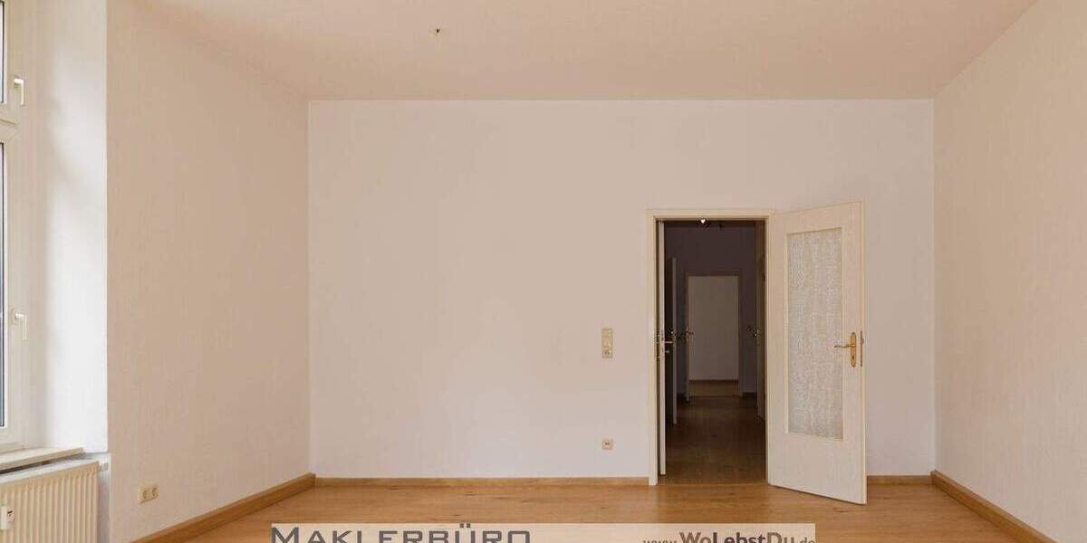 Etagenwohnung Greiz Irchwitz - 3 Zimmer, 77 m&sup2;, 382&euro; | Angebot:25666816