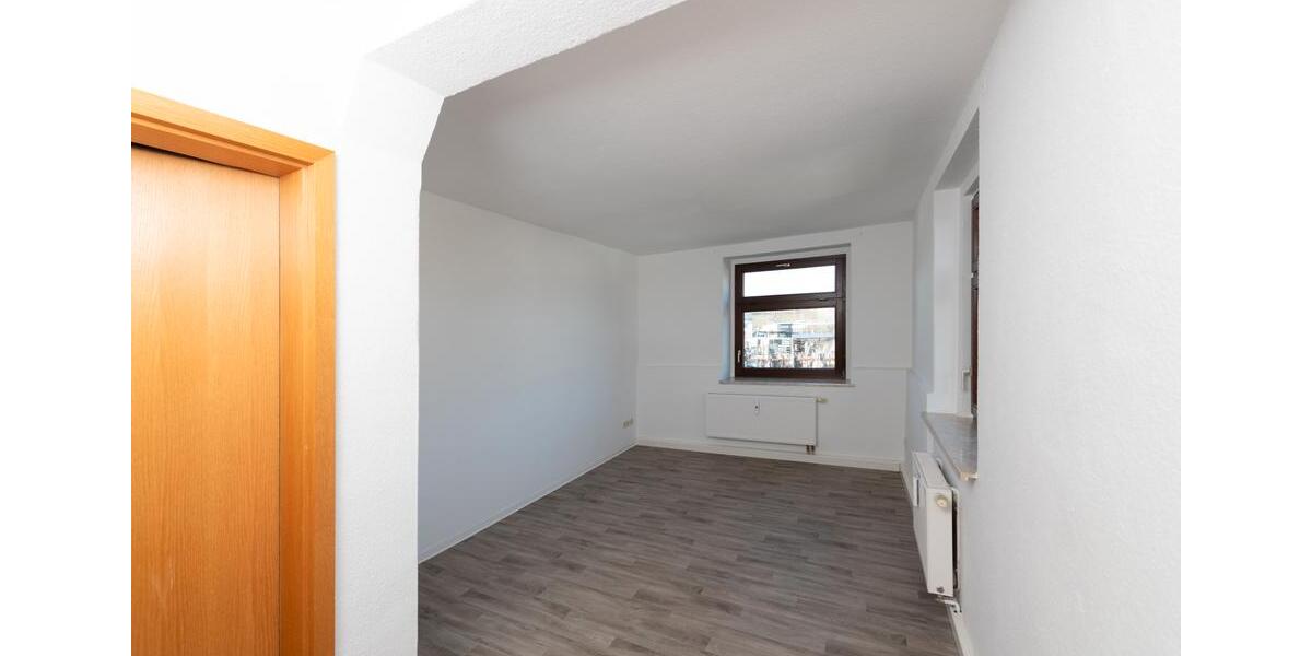 Etagenwohnung Werdau - 2 Zimmer, 47 m&sup2;, 288&euro; | Angebot:24953426