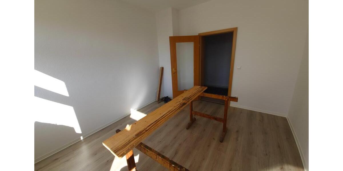 Etagenwohnung Aue-Bad Schlema Bad Schlema - 2 Zimmer, 70 m&sup2;, 380&euro; | Angebot:25418282