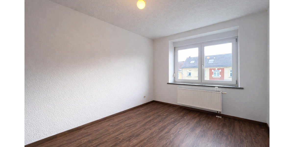 Mehrfamilienhaus, Wohnhaus Auerbach - 6 Zimmer, 200 m&sup2;, 199.000&euro; | Angebot:25708243