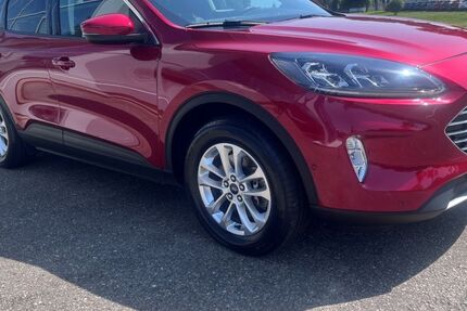 Ford Kuga 65.792 km 23.390 &euro; Glauchau 08371