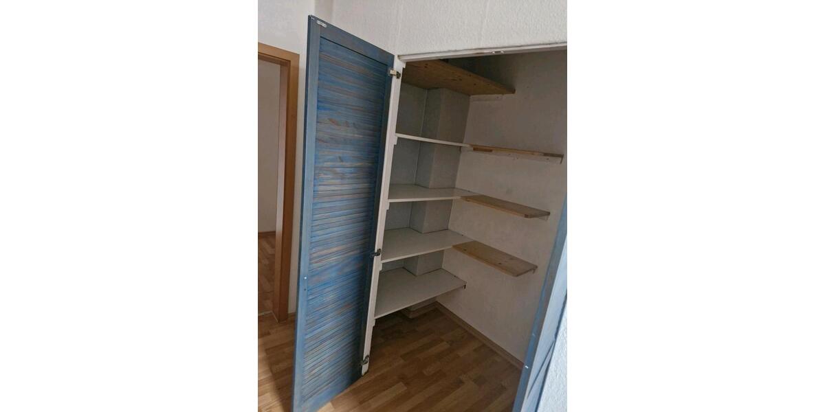 Dachgeschoßwohnung Crimmitschau - 2 Zimmer, 53 m&sup2;, 505&euro; | Angebot:25407280