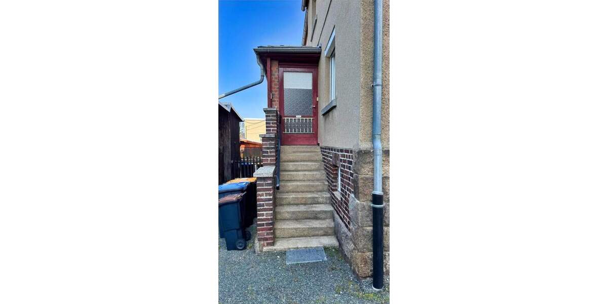 Doppelhaushälfte Treuen - 2 Zimmer, 70 m&sup2;, 53.000&euro; | Angebot:25741479