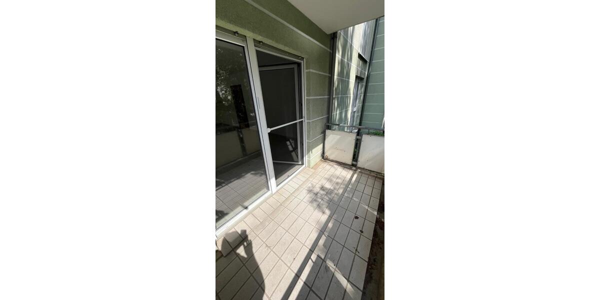 Hochparterre Zwickau Neuplanitz - 3 Zimmer, 77 m&sup2;, 475&euro; | Angebot:20780469