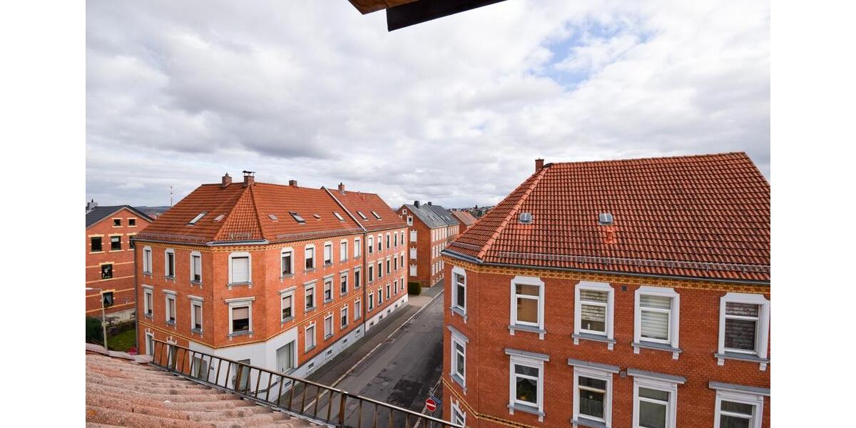 Dachgeschoßwohnung Zwickau Neuplanitz - 2 Zimmer, 70 m&sup2;, 395&euro; | Angebot:25223106