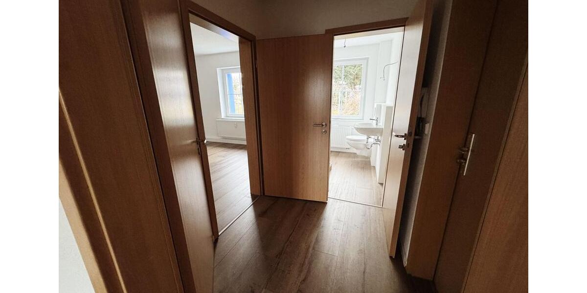 Etagenwohnung Gersdorf - 2 Zimmer, 51 m&sup2;, 306&euro; | Angebot:25054399