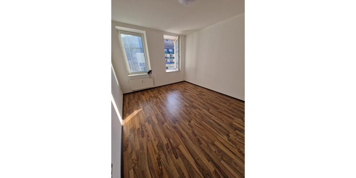 Etagenwohnung Aue-Bad Schlema Bad Schlema - 2 Zimmer, 61 m&sup2;, 380&euro; | Angebot:25951428